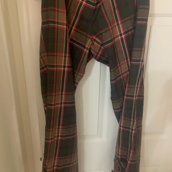 Tommy Hilfinger multi colored trousers NWT - Picture 3 of 3